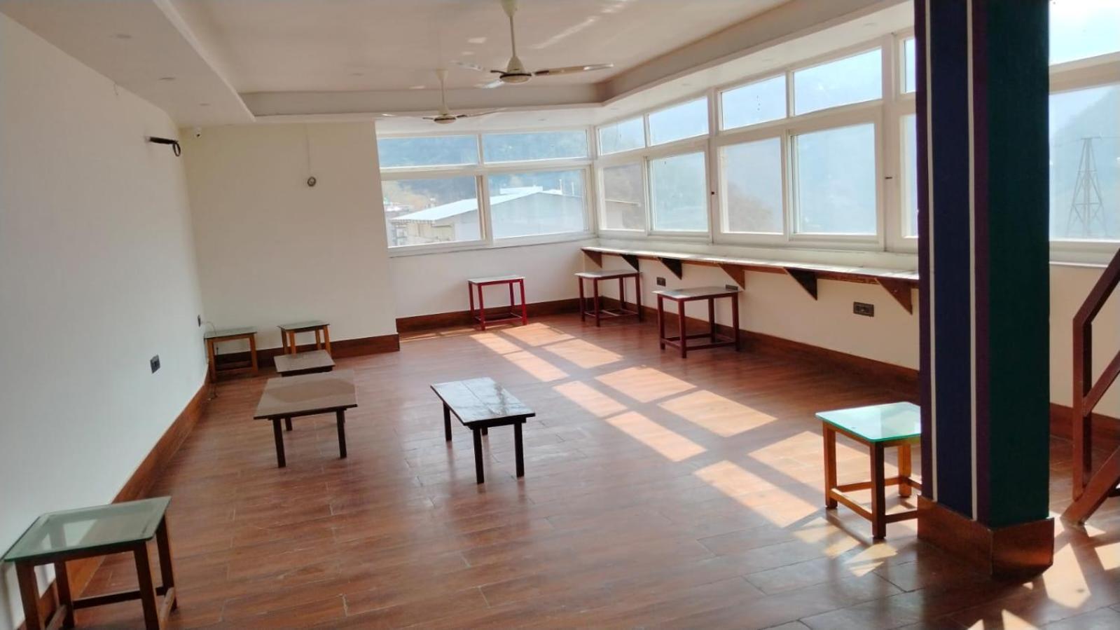 Bonfire Hostels Rishīkesh 외부 사진