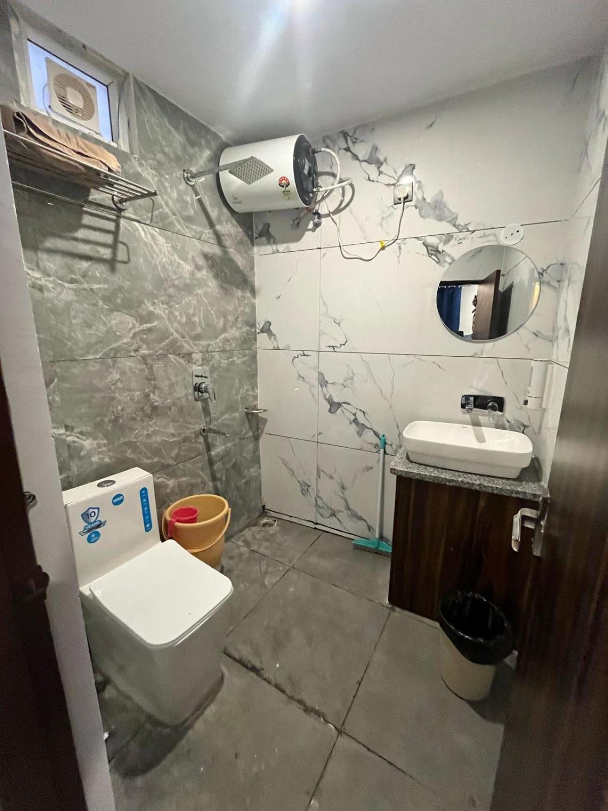 Bonfire Hostels Rishīkesh 외부 사진
