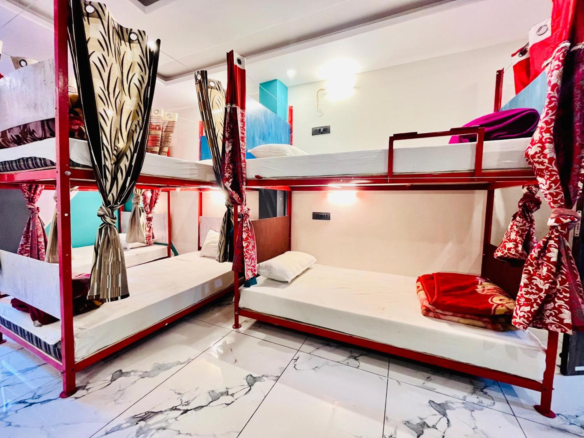 Bonfire Hostels Rishīkesh 외부 사진